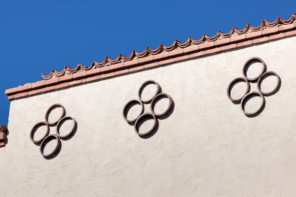 Circle Patterns on Building — Stock Photo, Image