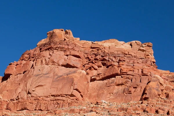 Roter Felsen und blauer Himmel — Stockfoto