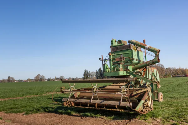 Machines agricoles anciennes — Photo