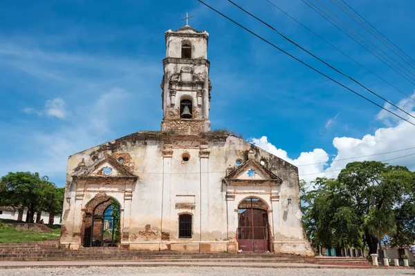 Unrepaired Santa Ana Church in Cuba