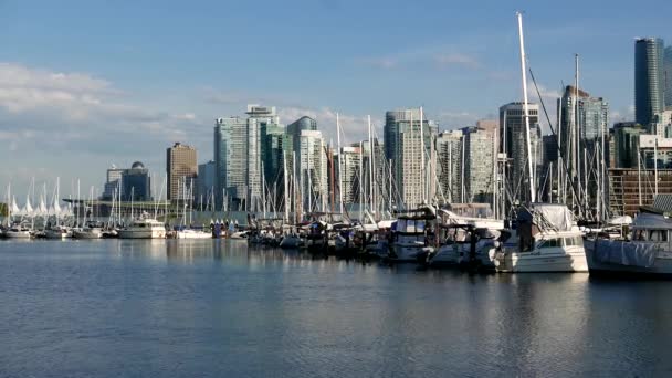Jedna boční pohled na panorama města Vancouver a nábřeží. — Stock video