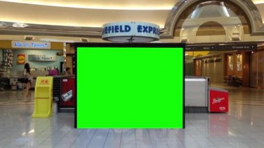 Yeşil billboard reklam