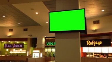 Yeşil billboard reklam TV
