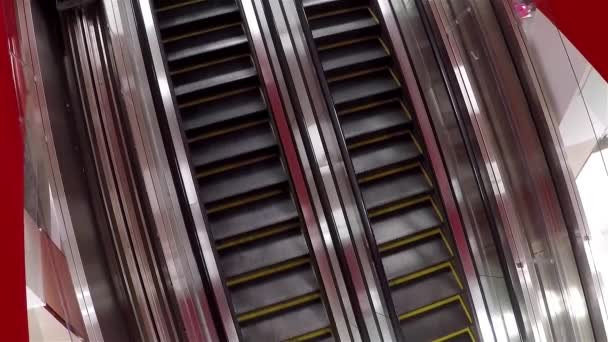 Escalators inside Target store at Metropolis shopping mall — Stock Video