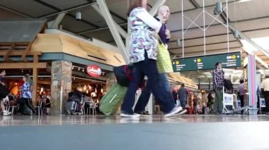 Havaalanı Vancouver Bc Kanada'da terminal hızlı hareket.