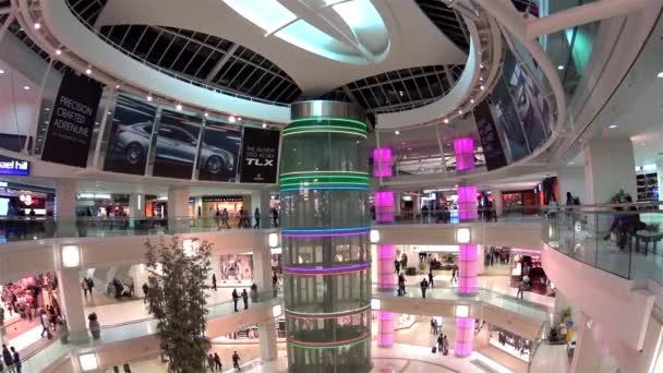 Modern von shopping mall mit fisheye len shot in burnaby bc canada. — Stockvideo