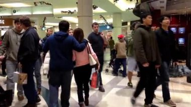 bir alışveriş merkezinde burnaby bc Kanada tarafında.