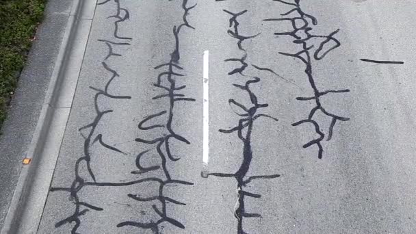 Primer plano de tráfico en carretera en Coquitlam — Vídeo de stock