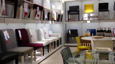 Görüntü sandalye IKEA mağazası içinde bir tarafı