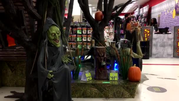 Skrämmande Halloween ghost butik till salu i Burnaby Bc Kanada. — Stockvideo