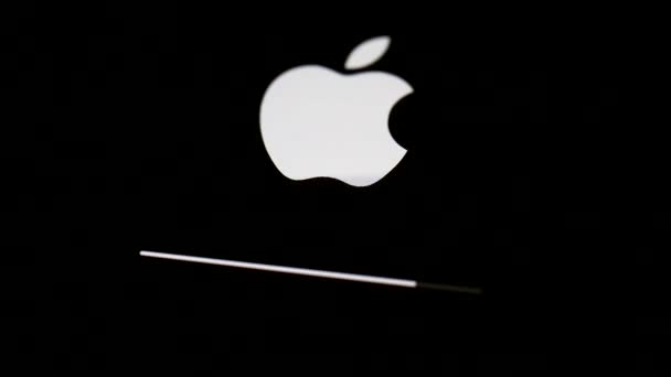 Captura de pantalla de actualización de Apple a un nuevo sistema operativo — Vídeos de Stock