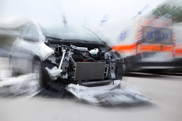 Accidente de coche y ambulancia Fotos de stock