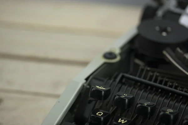 Nahaufnahme einer alten Schreibmaschine — Stockfoto
