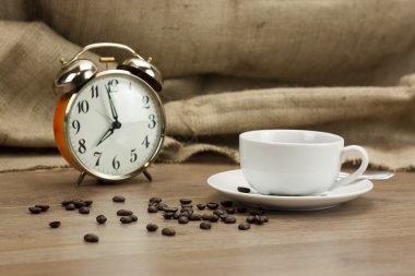 Rustik çerçevede bir kahve fincanı