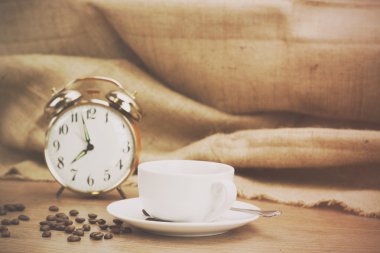 Rustik çerçevede bir kahve fincanı