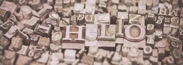 Close up van ✓ letters met het woord Hello — Stockfoto