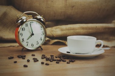 Rustik çerçevede bir kahve fincanı