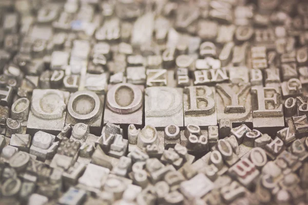 Cierre de letras tipográficas con la palabra Adiós — Foto de Stock