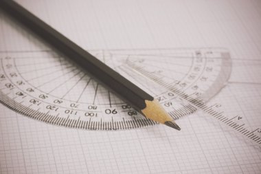 Ekipman grafik kağıt üzerine çizim