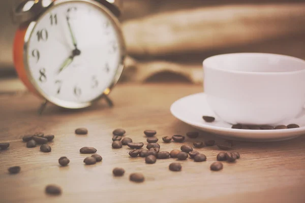 Tazza di caffè su uno sfondo rustico — Foto Stock