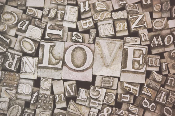 Close up van ✓ letters met het woord Love — Stockfoto