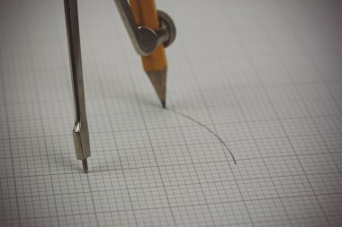 Çizim ekipmanları ve hesap makinesi