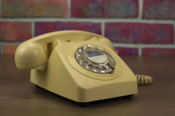 Altes Drehtelefon im Retro-Stil — Stockfoto