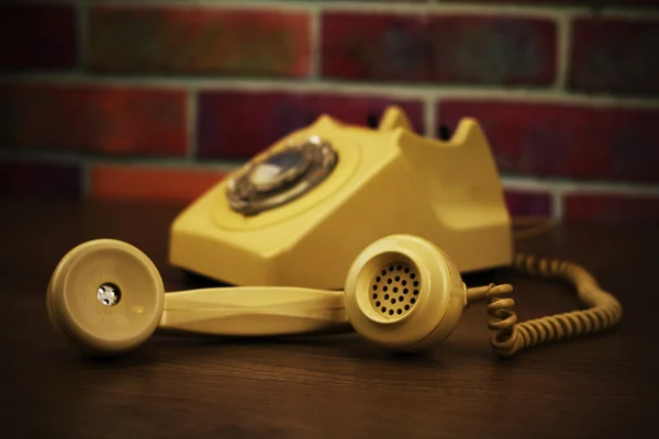 Старый ретро-телефон — стоковое фото