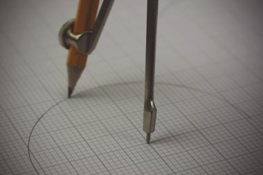 Çizim ekipmanları ve hesap makinesi