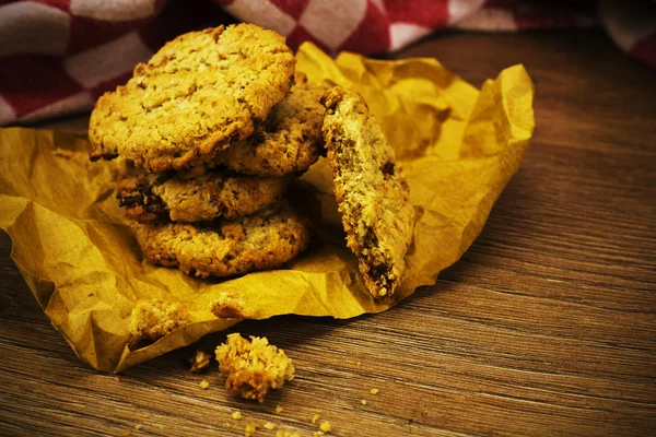 Galletas sobre fondo rústico — Foto de Stock