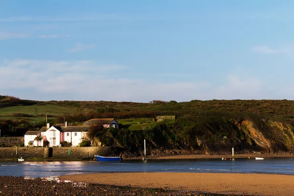 Переглянути від пляжу в місті Bude в Корнуоллі — стокове фото