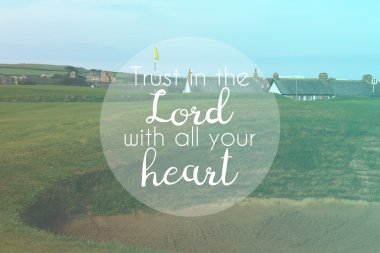 Bulanık bir arka plan üzerinde İncil'den ilham ayet