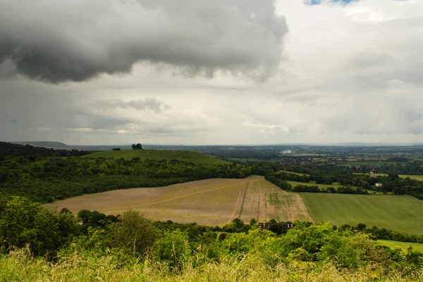 Cloudy view over the Chilterns in Buckinghamshire — Stock Photo, Image