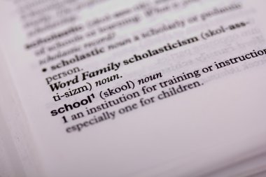 Sözlükteki kelimelerin yakın çekim