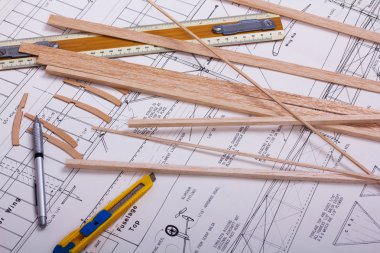 Balsa ahşap model uçak yapma