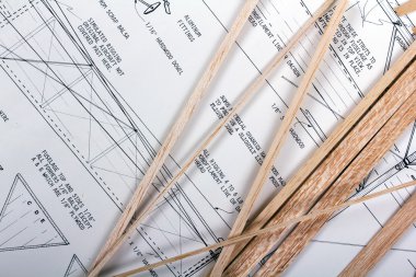 Balsa ahşap model uçak yapma