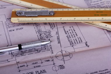 Çizim ekipmanları ile detaylı Mimarlar ev planları