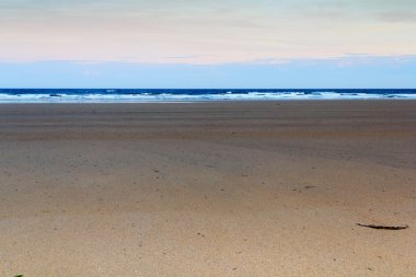 Polzeath plajda üzerinden sabah erken görünüm