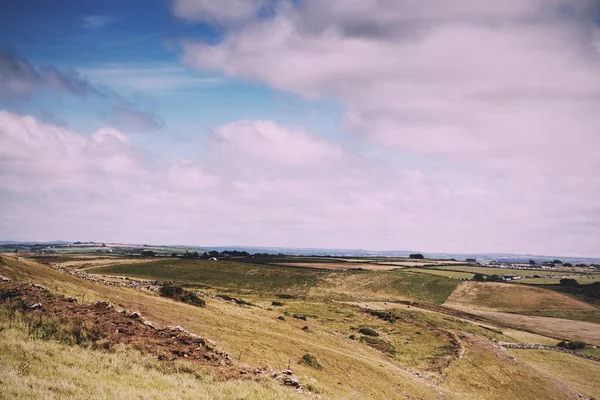 Uitzicht vanaf de ribben pad in de buurt van Polzeath Vintage Retro Filter. — Stockfoto