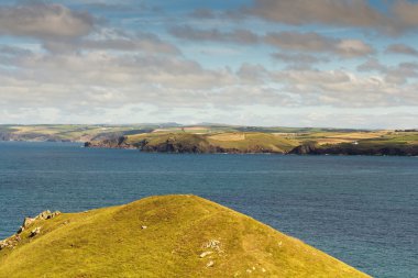 Polzeath yakınındaki kostal yoldan görüntülemek.