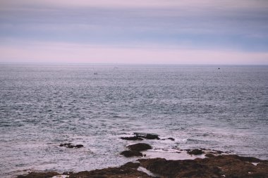 Rock Padstow Vintage Retro filtre yakınındaki kıyı boyunca görüntülemek