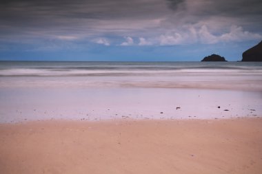 Polzeath Vintage Retro filtre plajda sabah erken görünümü