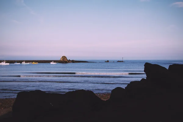 Vista desde la playa de Bude en Cornwall Vintage Retro Filter . — Foto de Stock