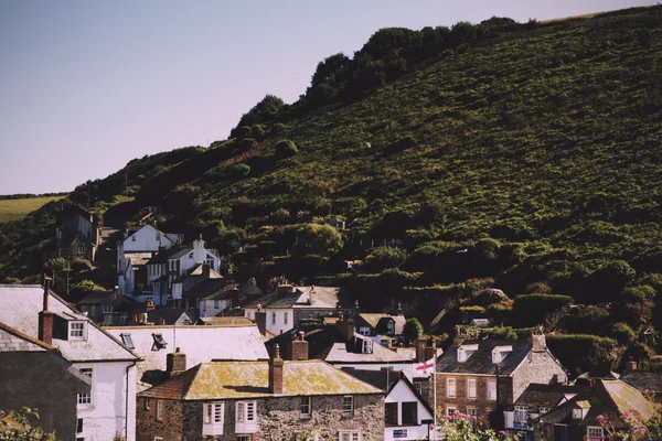 Vue en bas des vieilles rues sur Port Issac Vintage Filtre rétro . — Photo