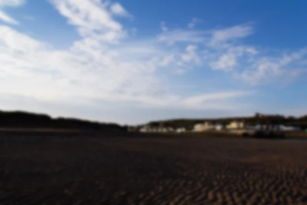 Blick auf Bude in Maiswand vom Strand aus unscharf. — Stockfoto