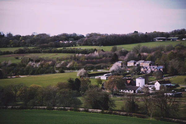 Vista sobre el campo en el Filtro Retro Chilterns Vintage . —  Fotos de Stock