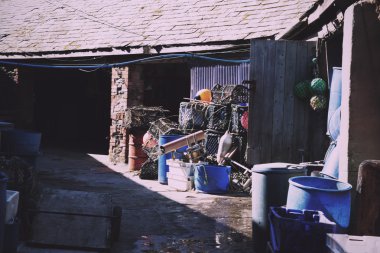 Eski bağlantı noktası Issac Vintage Retro filtre sokaklarda aşağı görüntülemek.