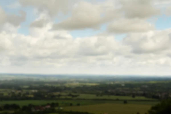 Pochmurny widok na Chilterns w Buckinghamshire z ostrości. — Zdjęcie stockowe