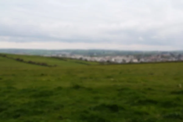 Uitzicht over Bude uit de ribben pad in Cornwall Out of focus. — Stockfoto