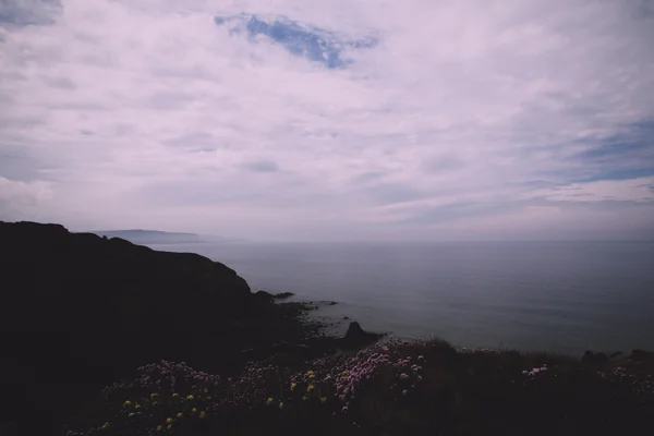 Vista dal sentiero costiero tra Widemouth Bay e Bude Vintag — Foto Stock